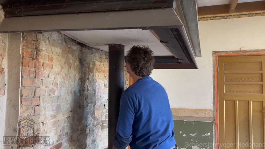 Schoorsteen reinigen Hoorn rookkanaal Schoorsteen reinigen Hoorn rookkanaal